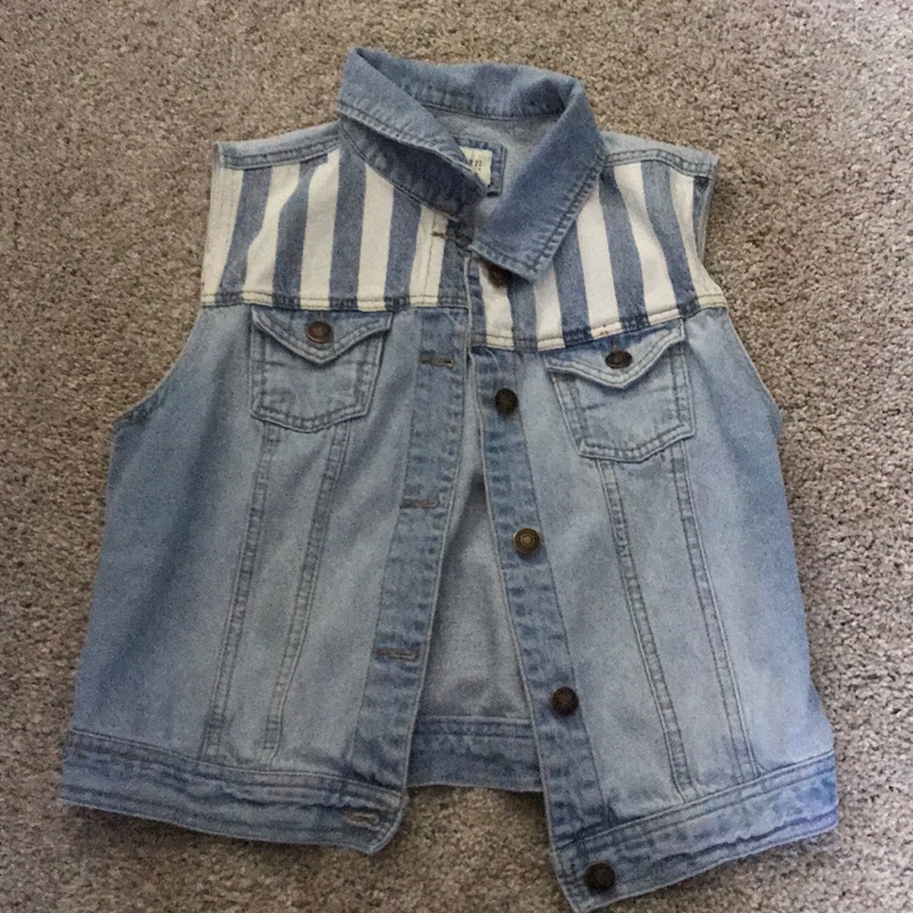 Jean Vest